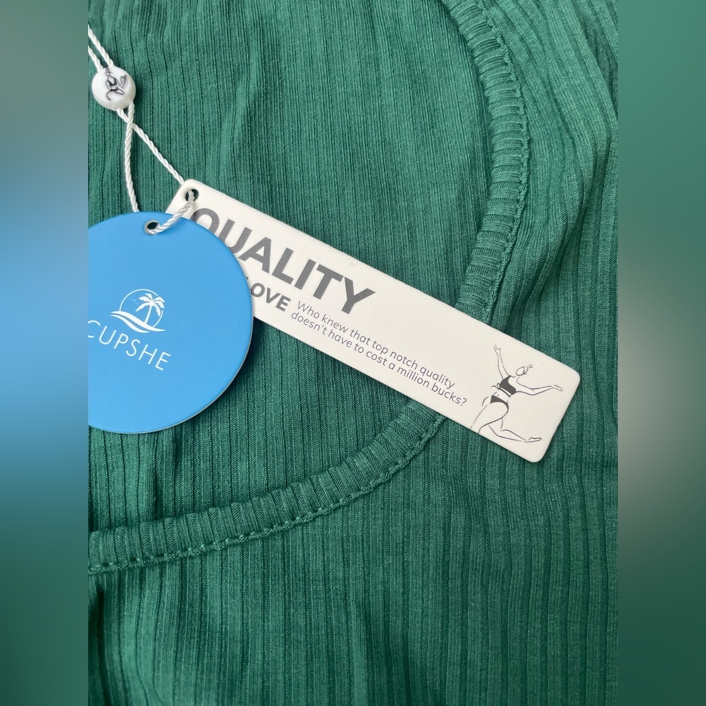 NWT! Cupshe Green Asymmetrical Ribbed Dress with Long Sleeves - Picture 4 of 10